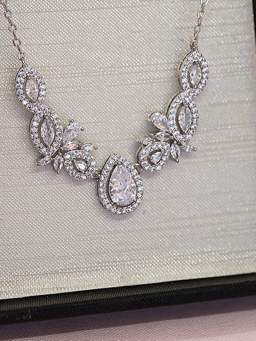 Flirty Bridal Necklace