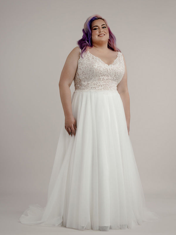 Plus size wedding dresses A-line skirt and lace bodice