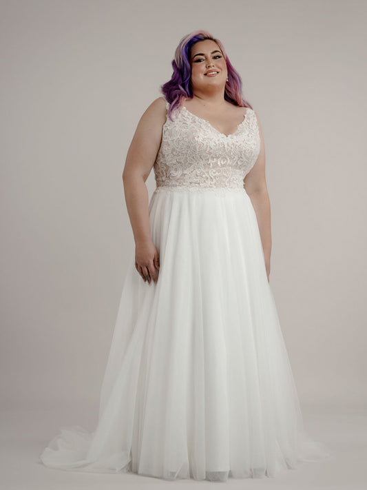 Plus size wedding dresses A-line skirt and lace bodice