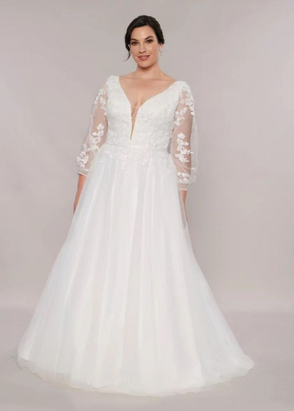 Long sleeve wedding dress no train Aline tulle skirt Floral beaded lace.
