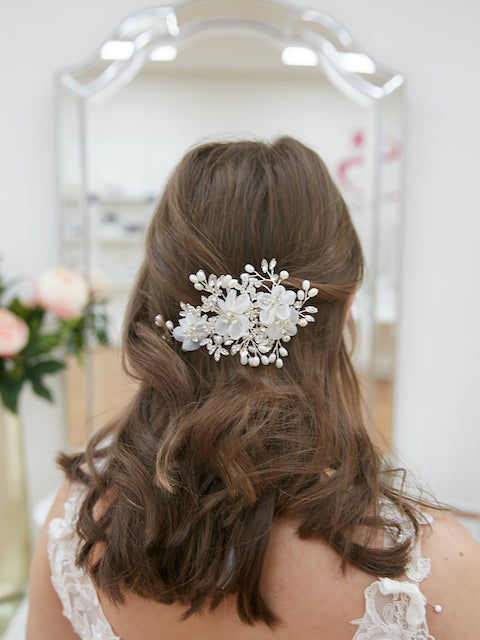 Flower bridal hair clip