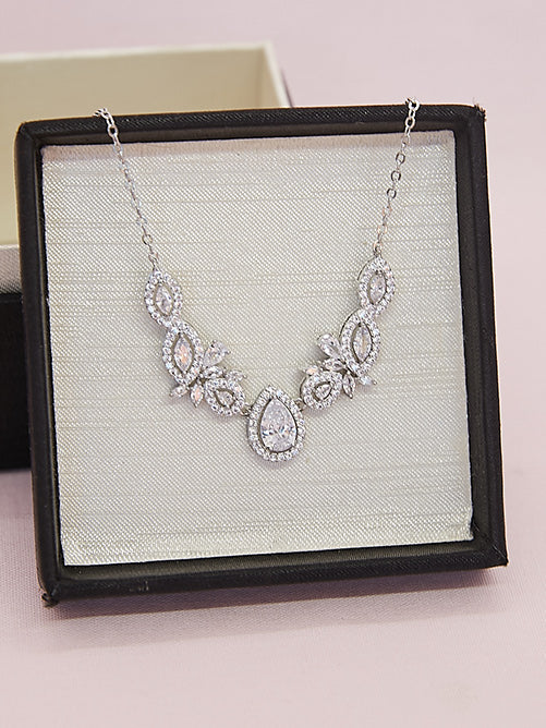 Flirty Bridal Necklace