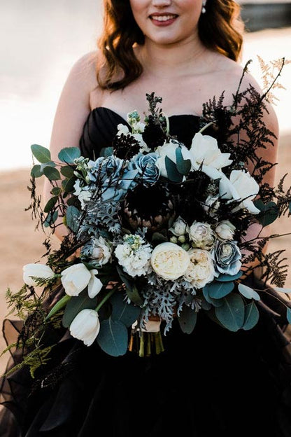 Flowers for a black wedding dress