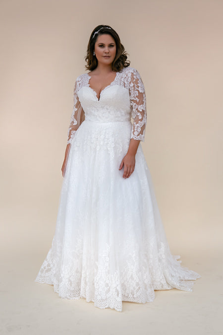 Lace long sleeve wedding dress Plus size