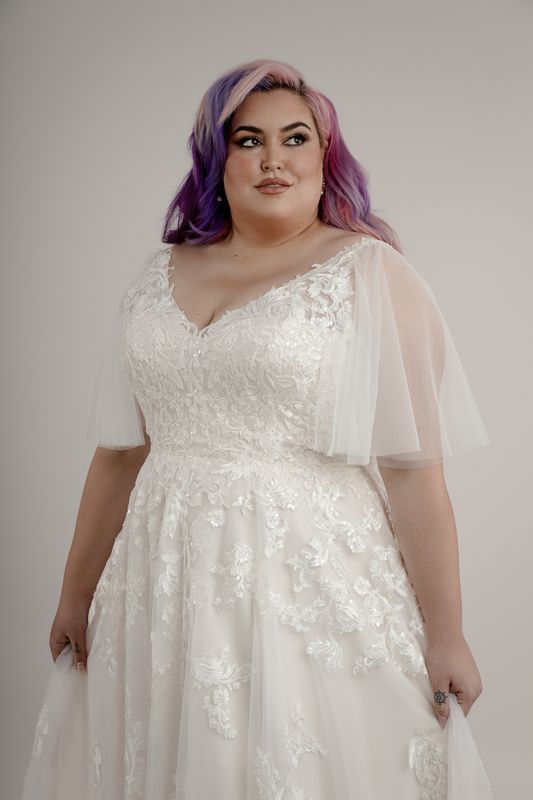 Long flutter sleeves for wedding dresses