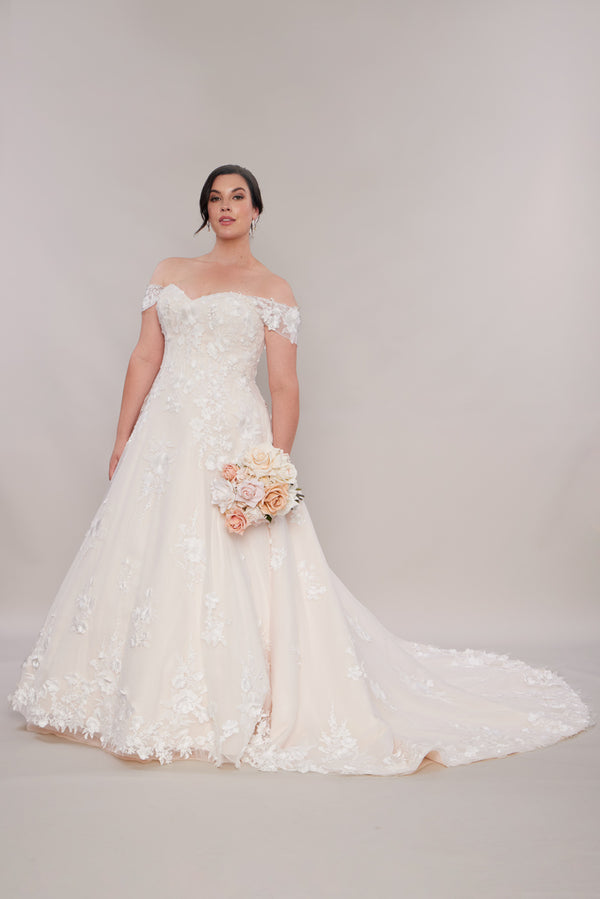 Ballgown wedding dress- Plus Size Perfection Bridal - 22 / Ivory lace ...
