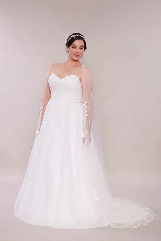 Meadow Ann white wedding dress