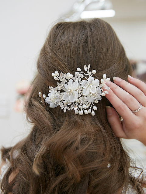 Flower bridal hair clip