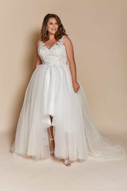 High-low wedding dress with removable tulle skirt