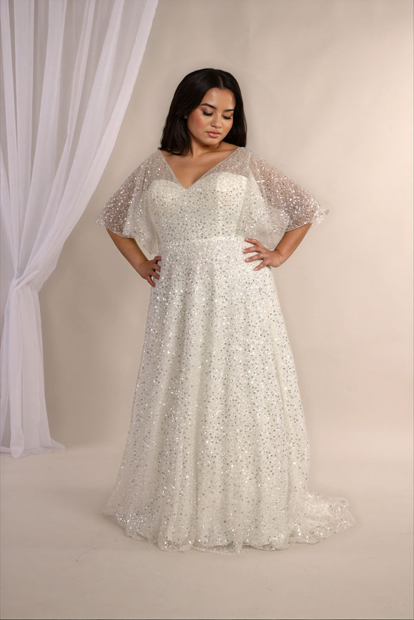 Plus size beaded wedding dress Jolie with sparkling sequins and A-line skirt